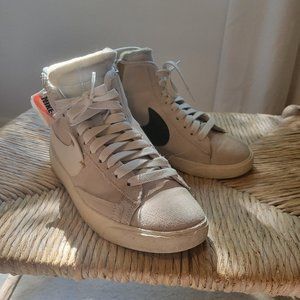 Size 6 - Nike Blazer Mid Rebel Off White